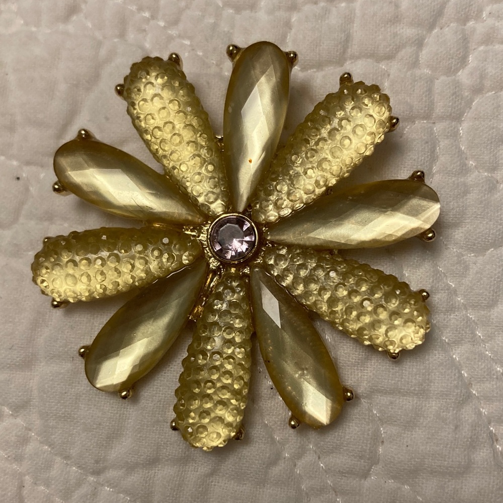 Elegant Gold and Mauve Sunflower Pendant Made in Italy